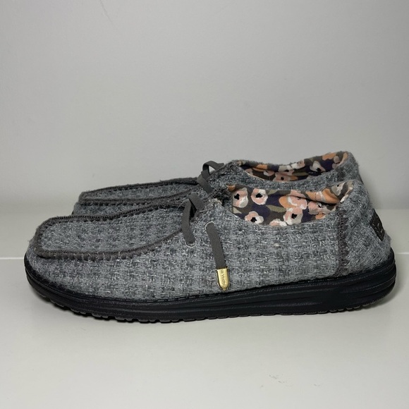 Hey Dude Grey wendy wooven Cinder Slip On Shoes in Size US 10 - Picture 3 of 7